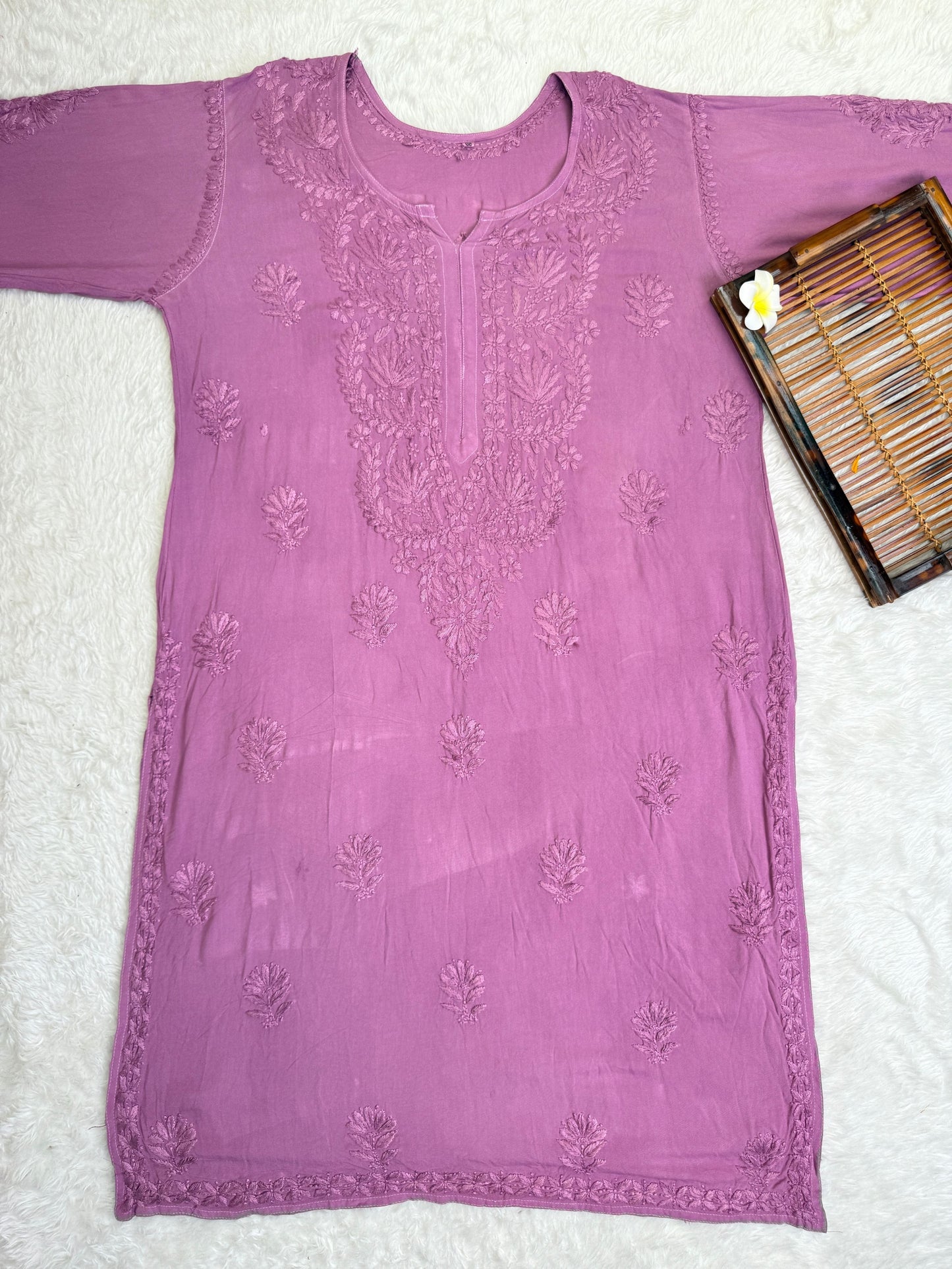 Mauve rayon chikankari kurta with hand embroidery