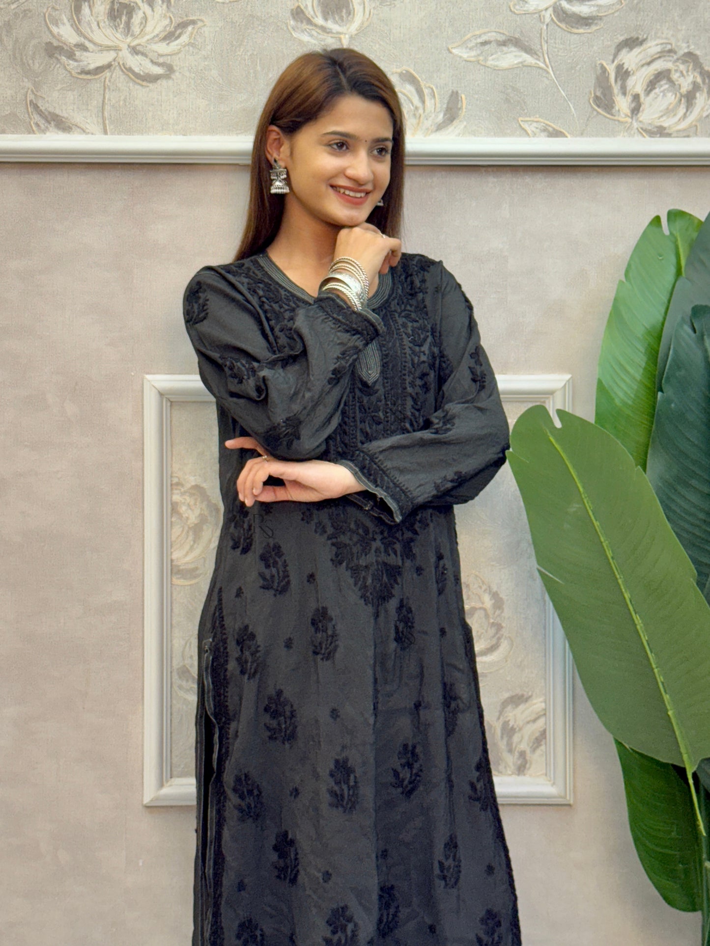 Black Lucknow chikankari chanderi kurta and pant set with hand embroidery