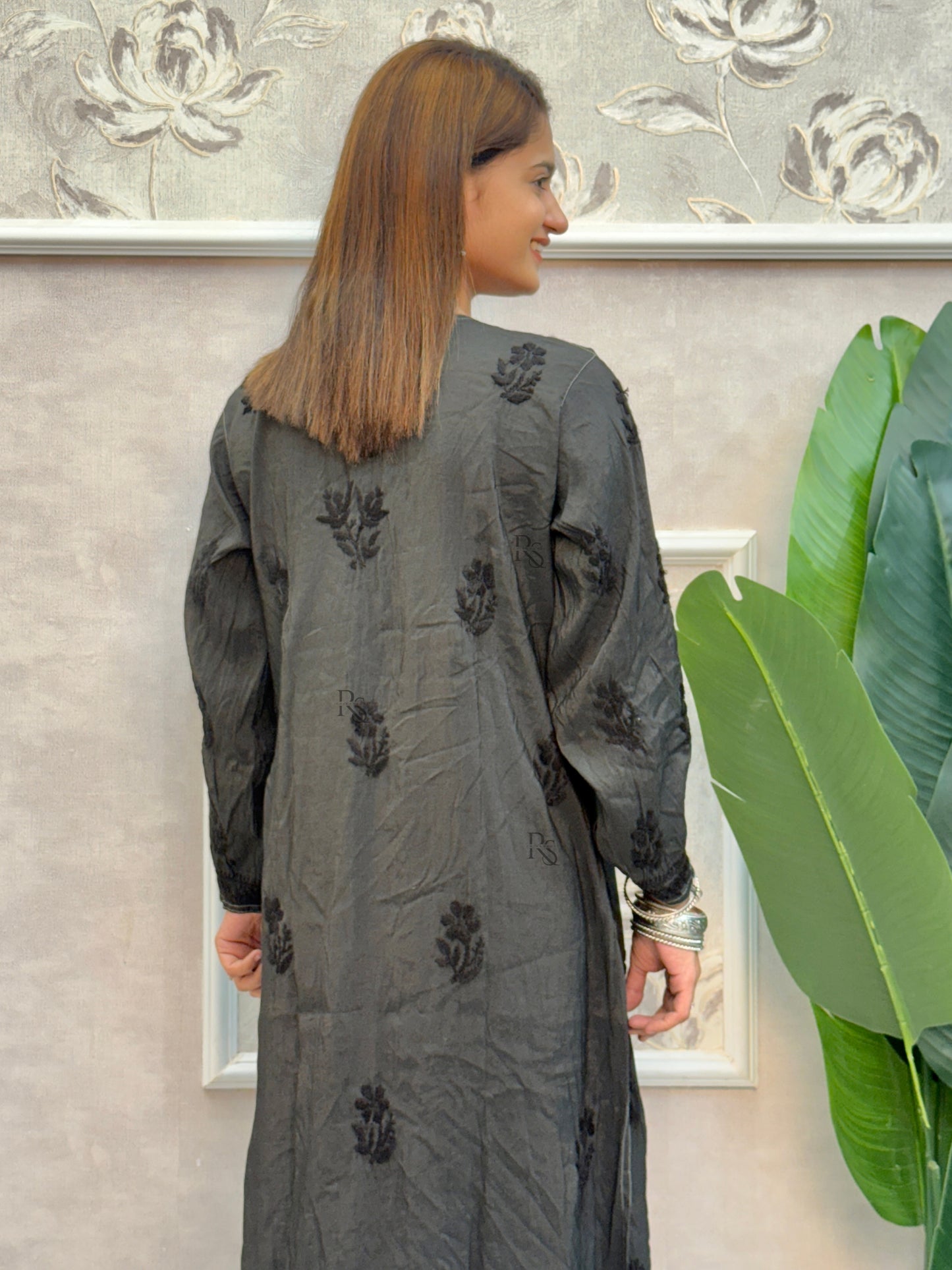 Black Lucknow chikankari chanderi kurta and pant set with hand embroidery