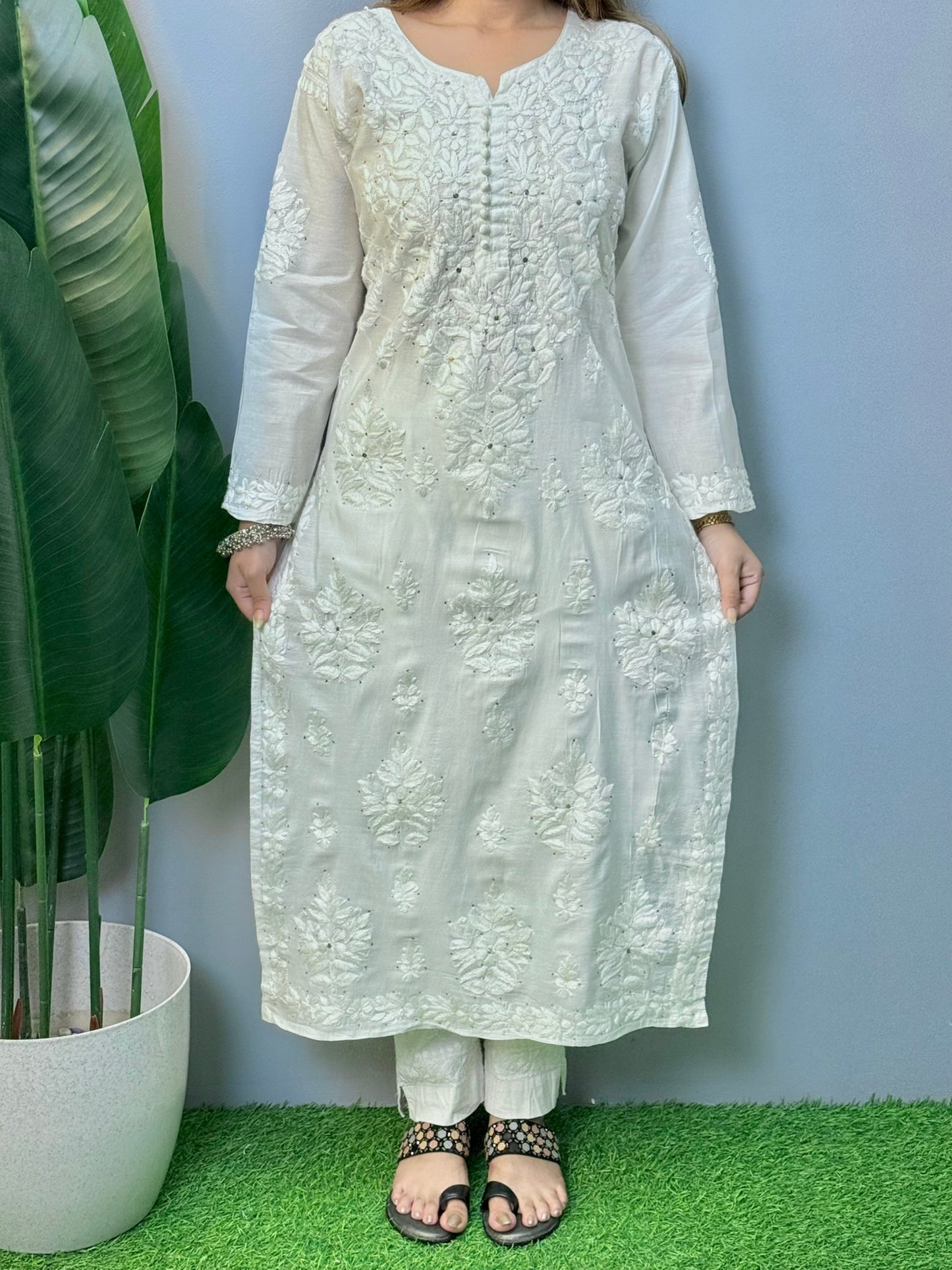 White Chanderi kurta with Lucknowi Chikankari hand embroidery and Mukaish work – soft, dyable ethnic wear