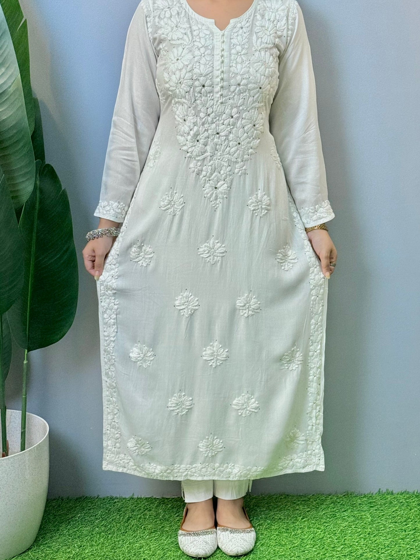 White rayon Chikankari kurta with Mukaish and hand embroidery – soft, comfortable, and dyable ethnic wear