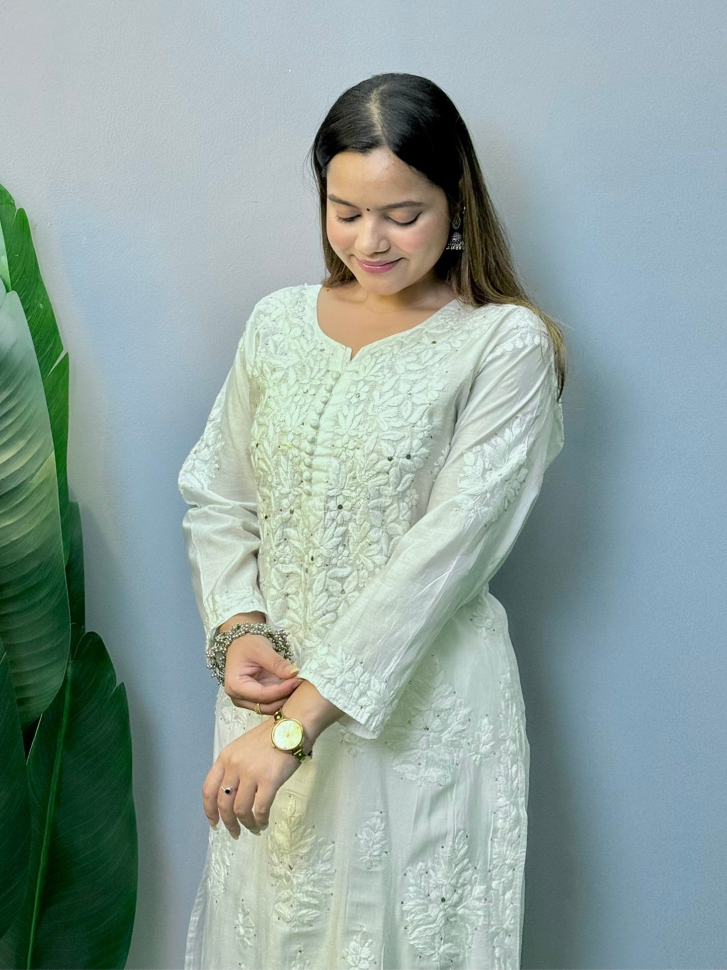 White Chanderi kurta with Lucknowi Chikankari hand embroidery and Mukaish work – soft, dyable ethnic wear
