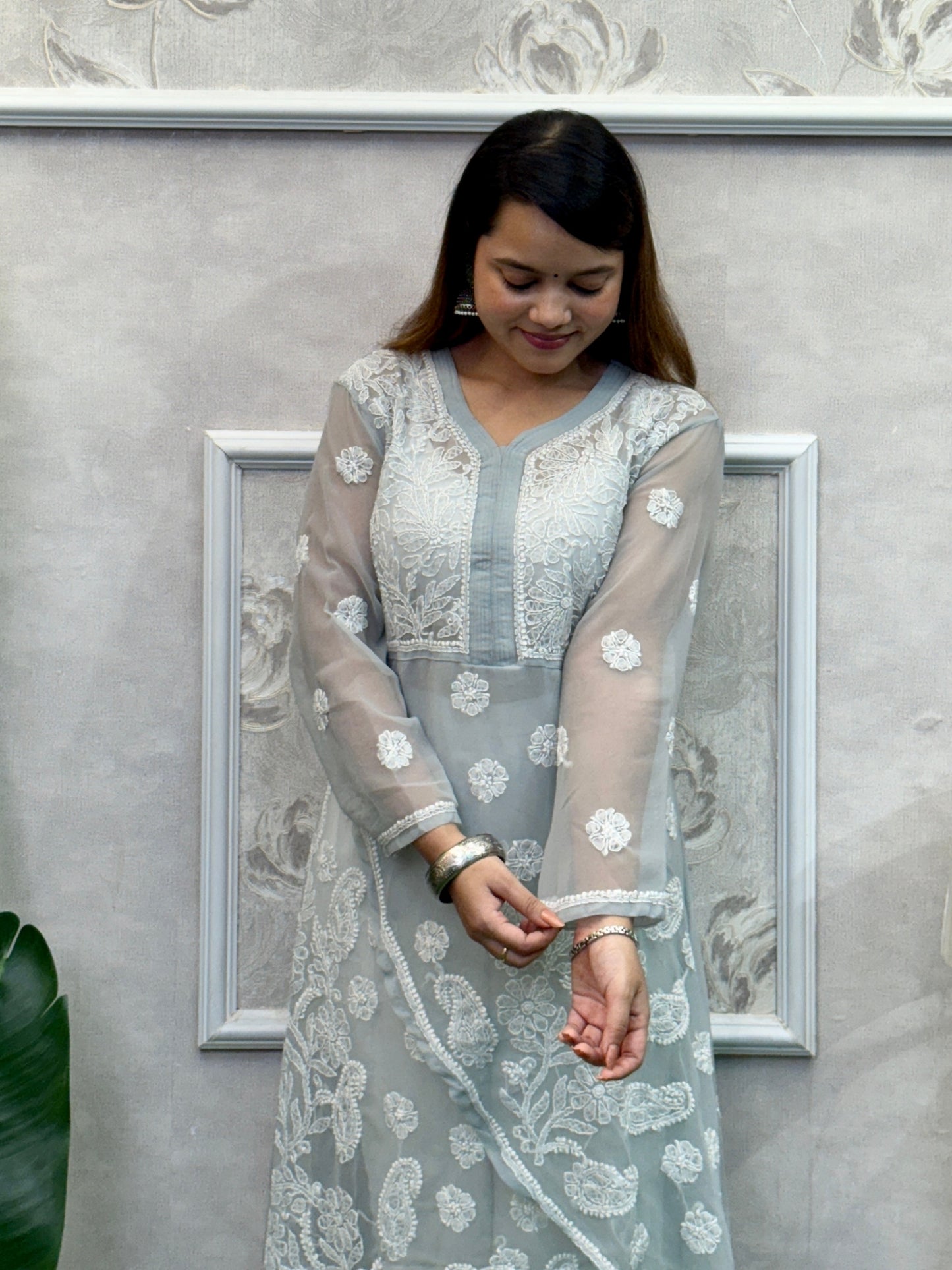 Transy grey Lucknow Chikankari georgette kurta with delicate hand embroidery