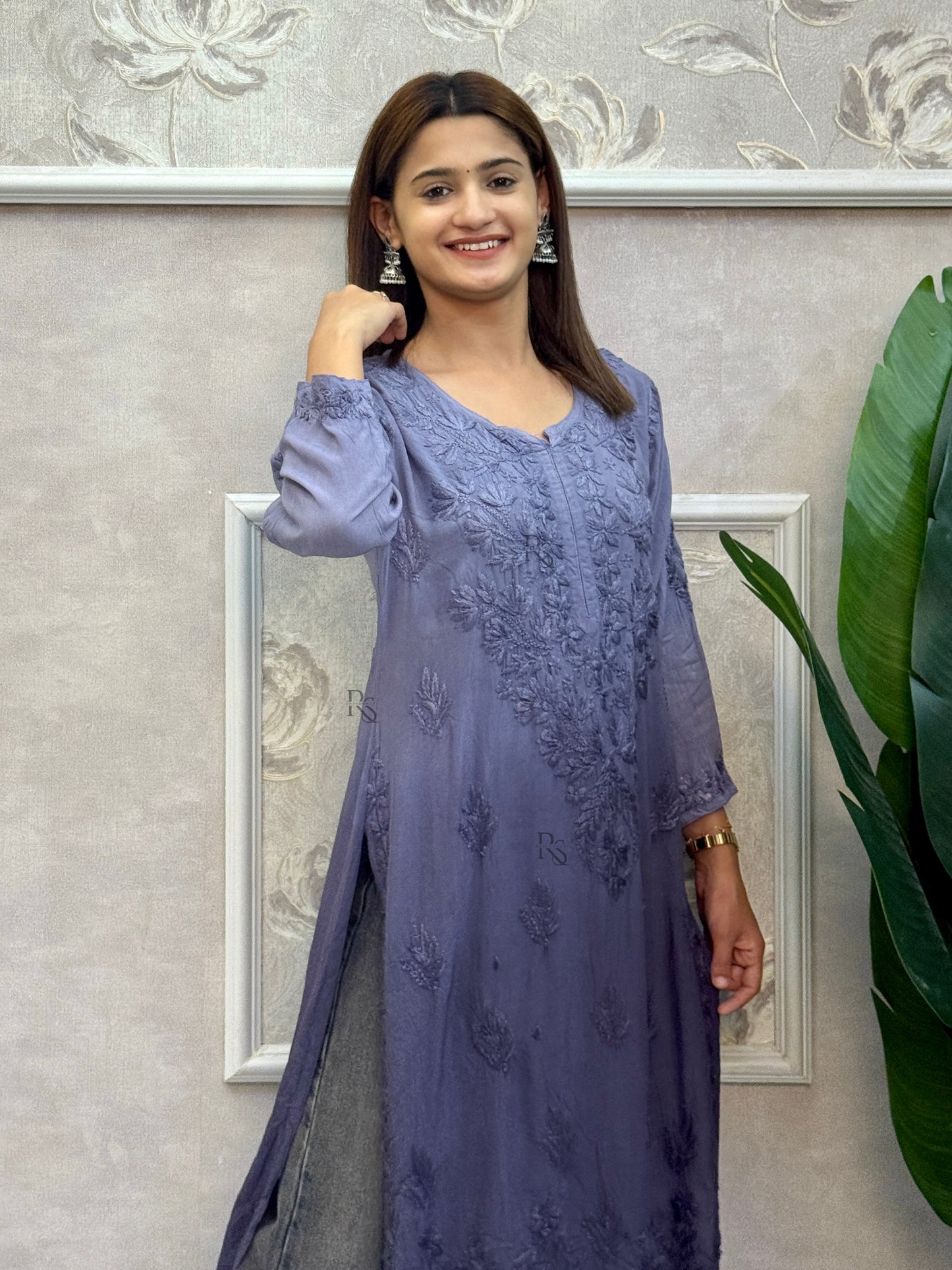 Grey Lucknow chikankari modal kurta with hand embroidery
