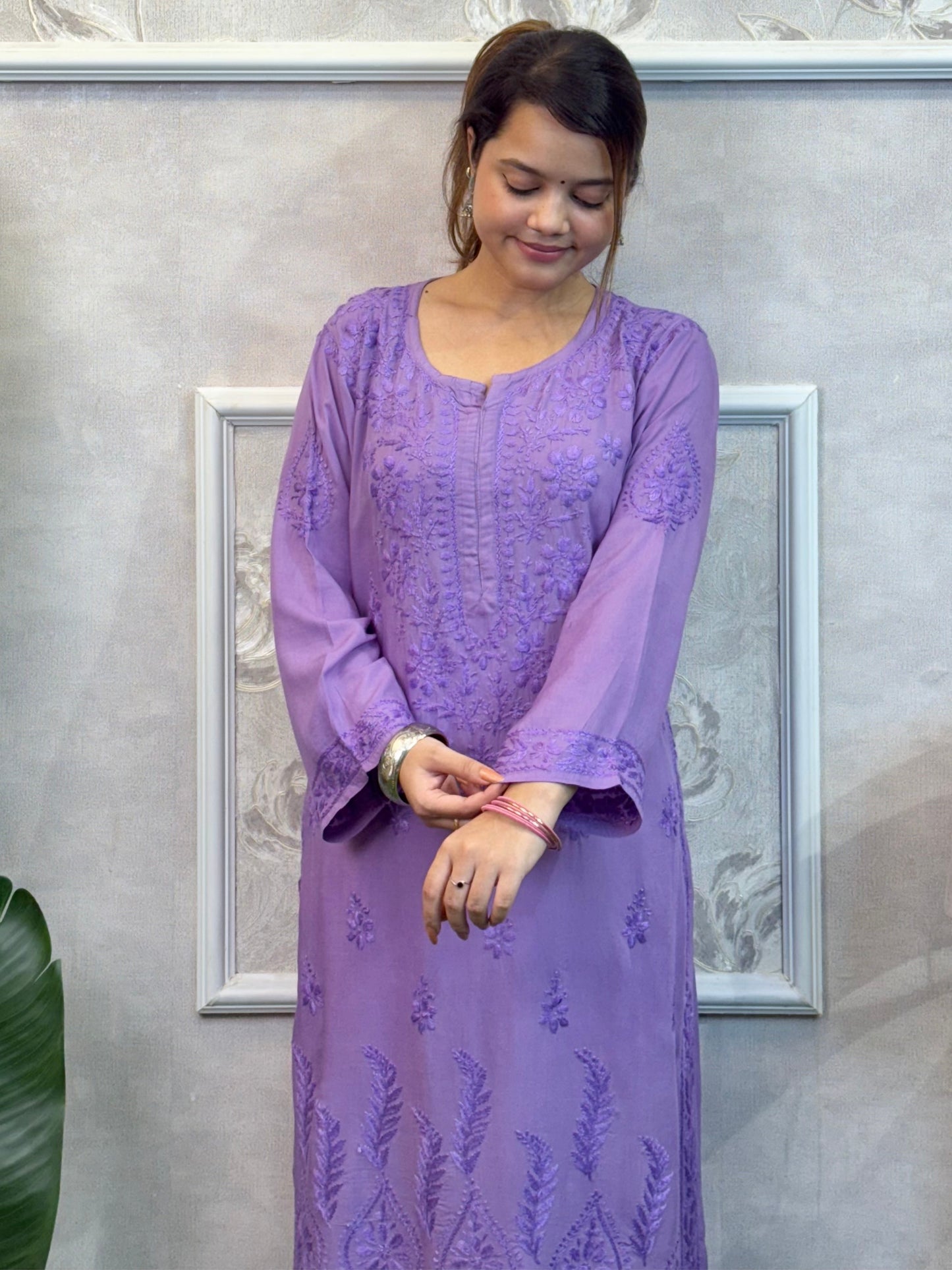 Lucknow Chikankari Lavender Modal Kurta – Hand Embroidered & Comfortable
