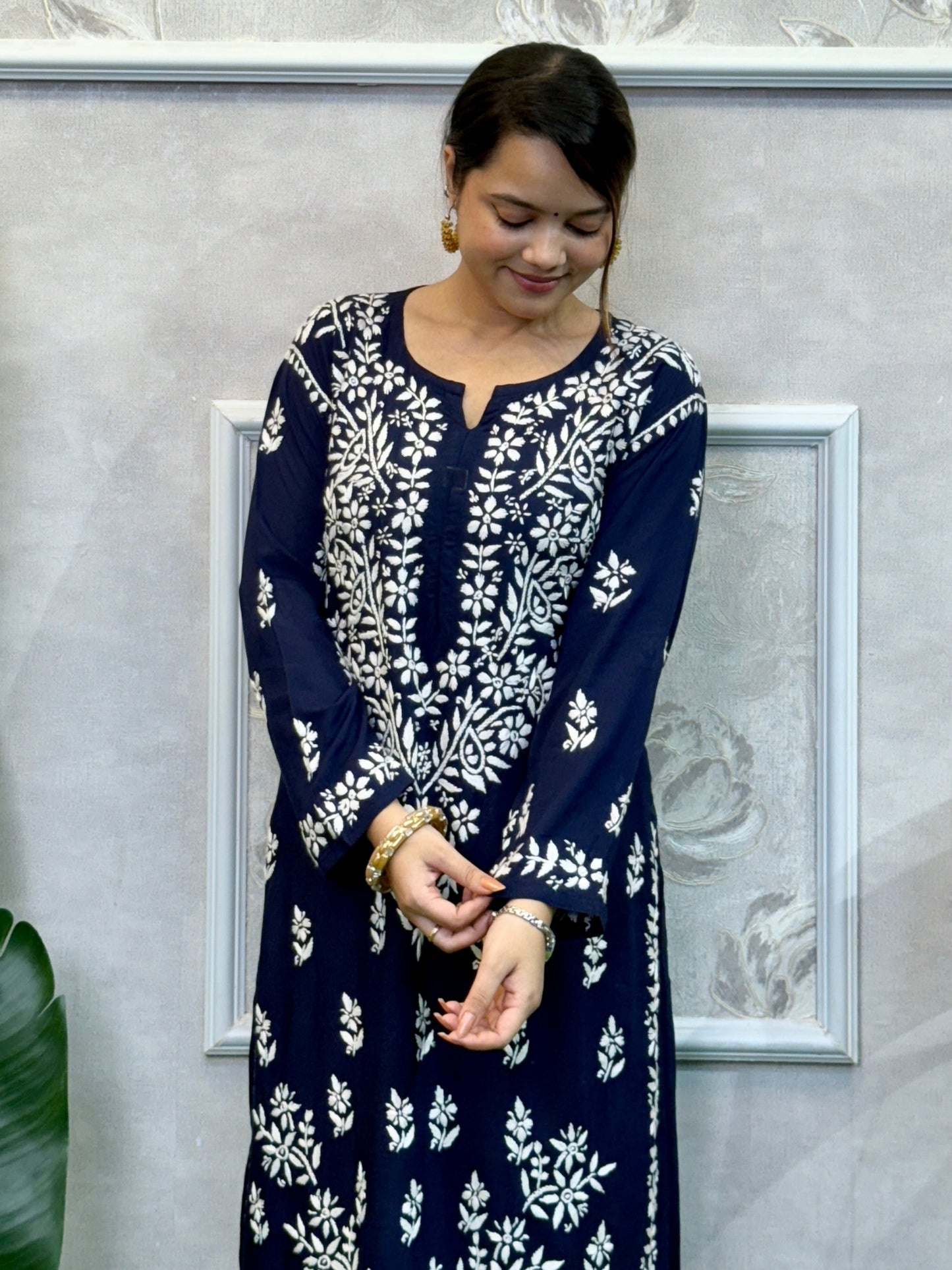 Navy blue modal Lucknow Chikankari kurta with hand embroidery in soft and premium quality fabric.