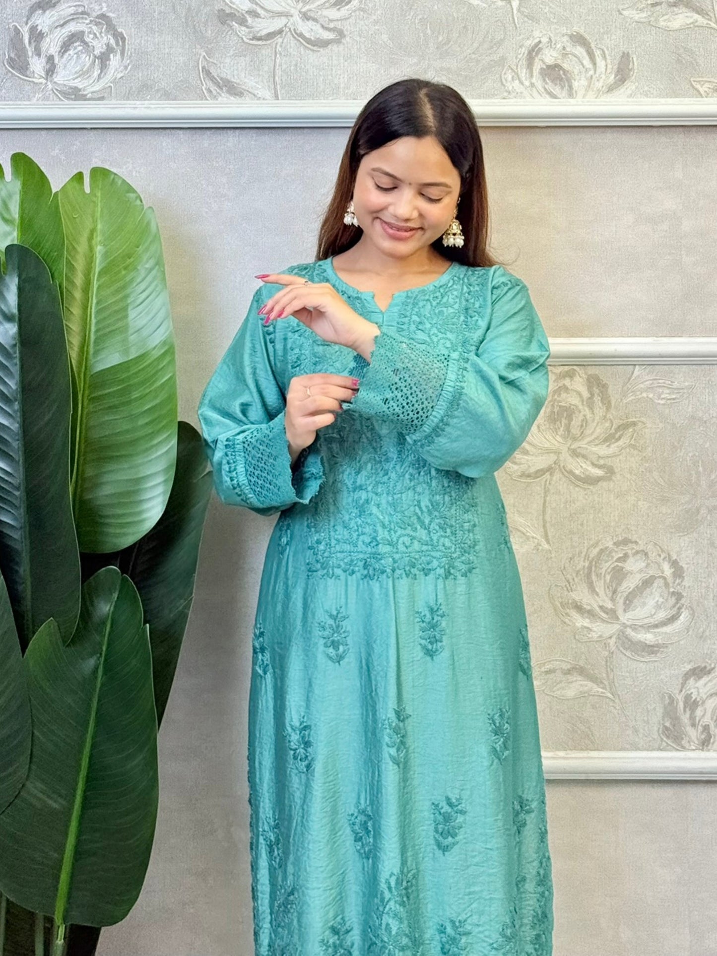 Teal green Chanderi kurta with Lucknowi Chikankari hand embroidery and lace detailing – premium ethnic wear for women