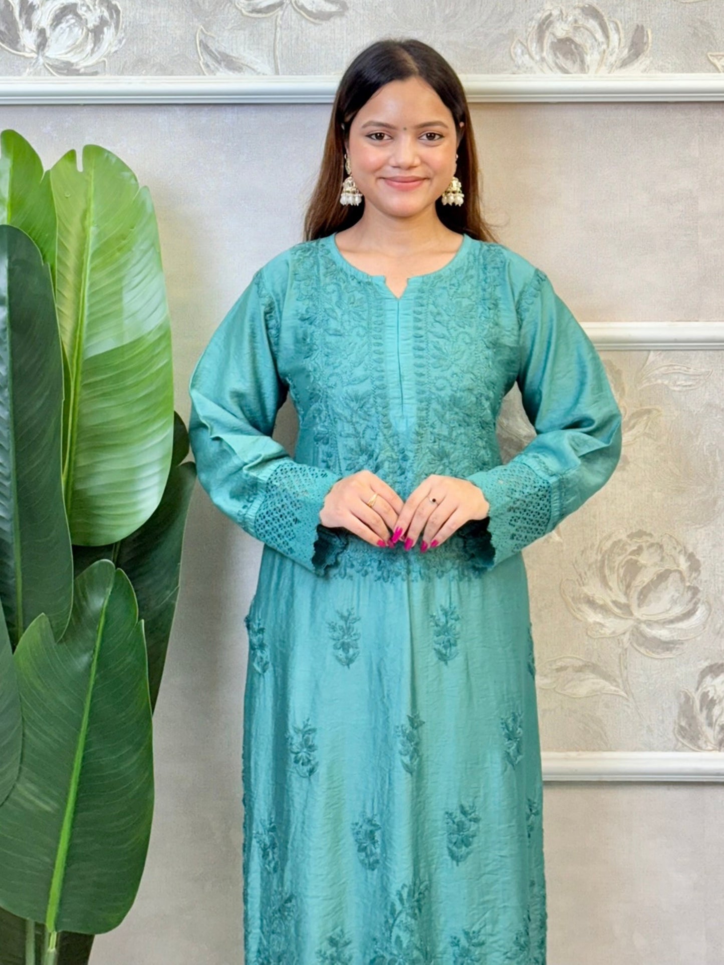 Teal green Chanderi kurta with Lucknowi Chikankari hand embroidery and lace detailing – premium ethnic wear for women