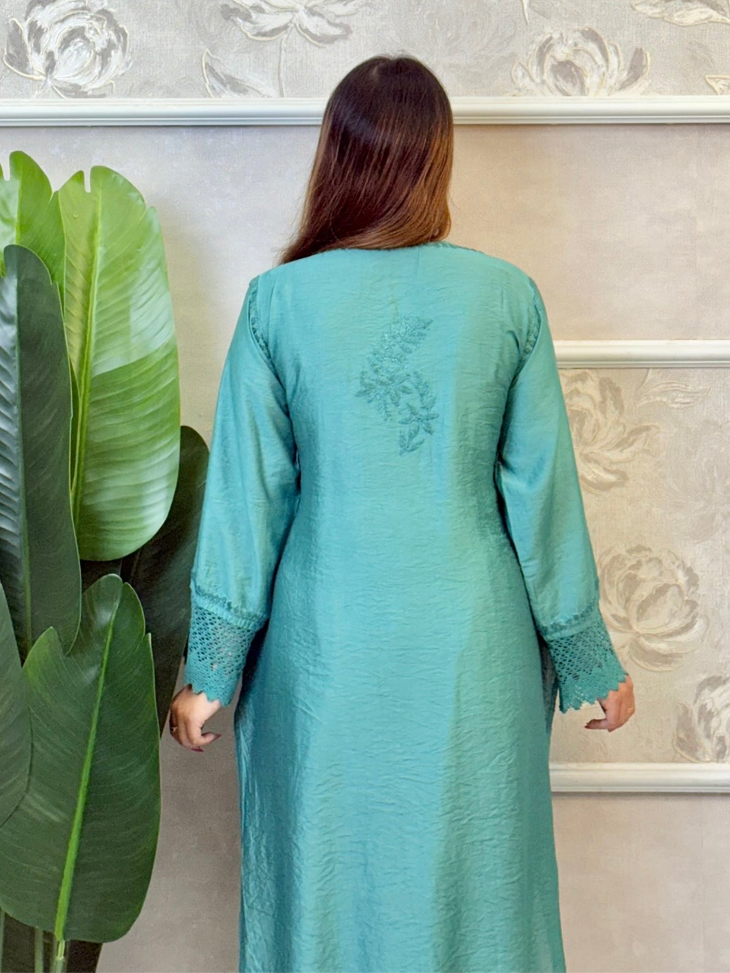 Teal green Chanderi kurta with Lucknowi Chikankari hand embroidery and lace detailing – premium ethnic wear for women