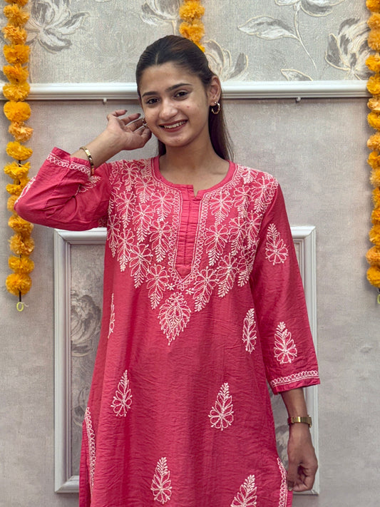 Lucknow Chikankari Coral Pink Chanderi Kurta β Bakhiya Hand Embroidery