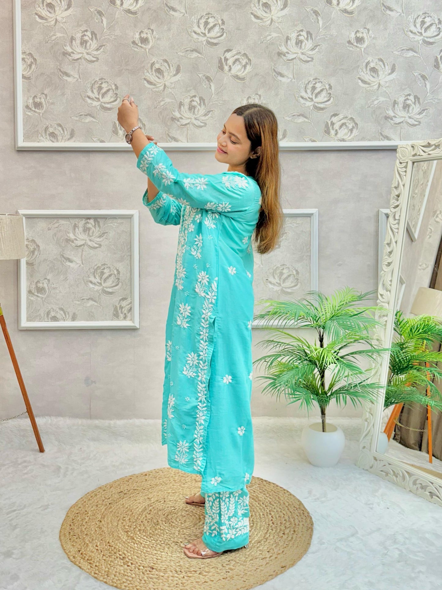 Noor-e-Hina – Sea Green Muslin Chikankari Kurta Pant Set