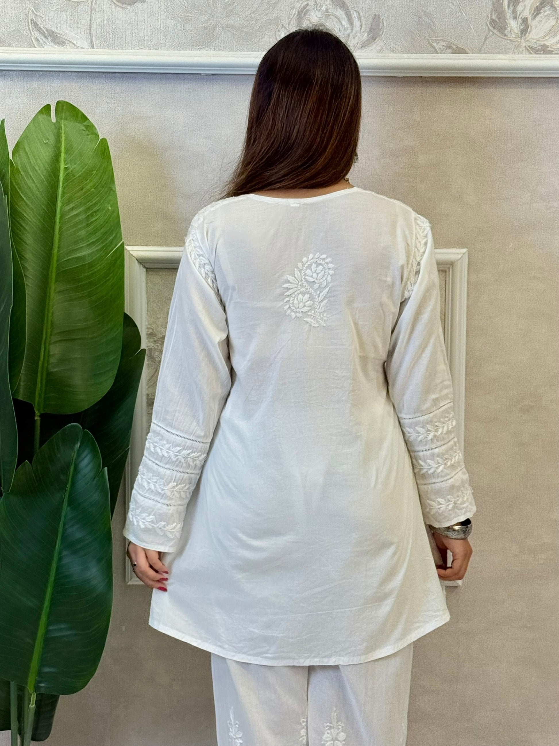 White Lucknow Chikankari cotton kurta and pant set with hand embroidery, soft and premium quality