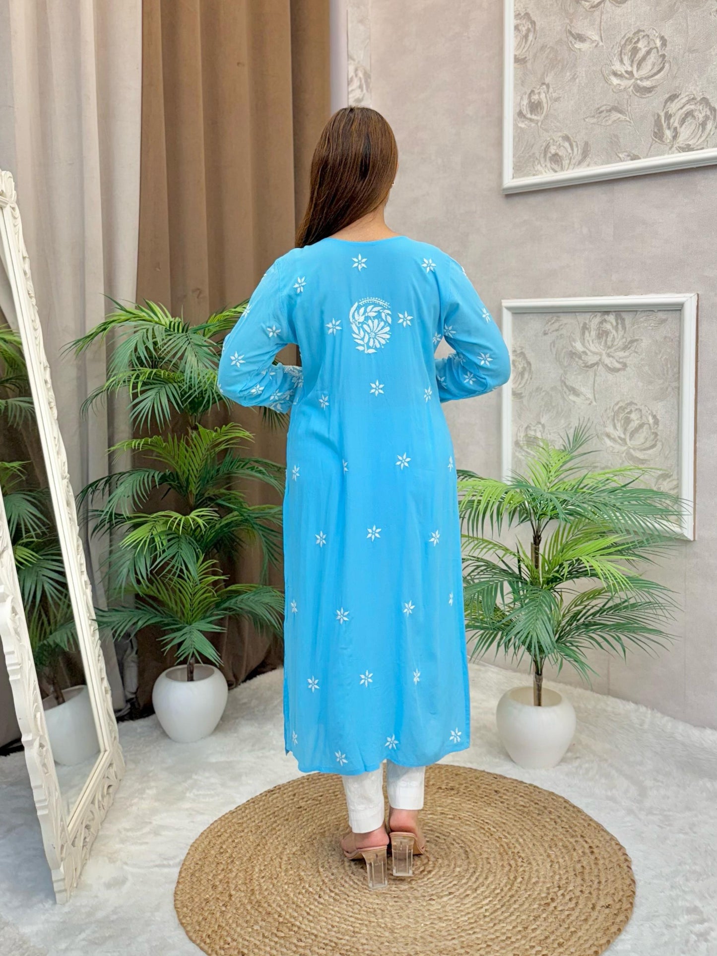 Sky blue modal Lucknow Chikankari kurta with floral hand embroidery