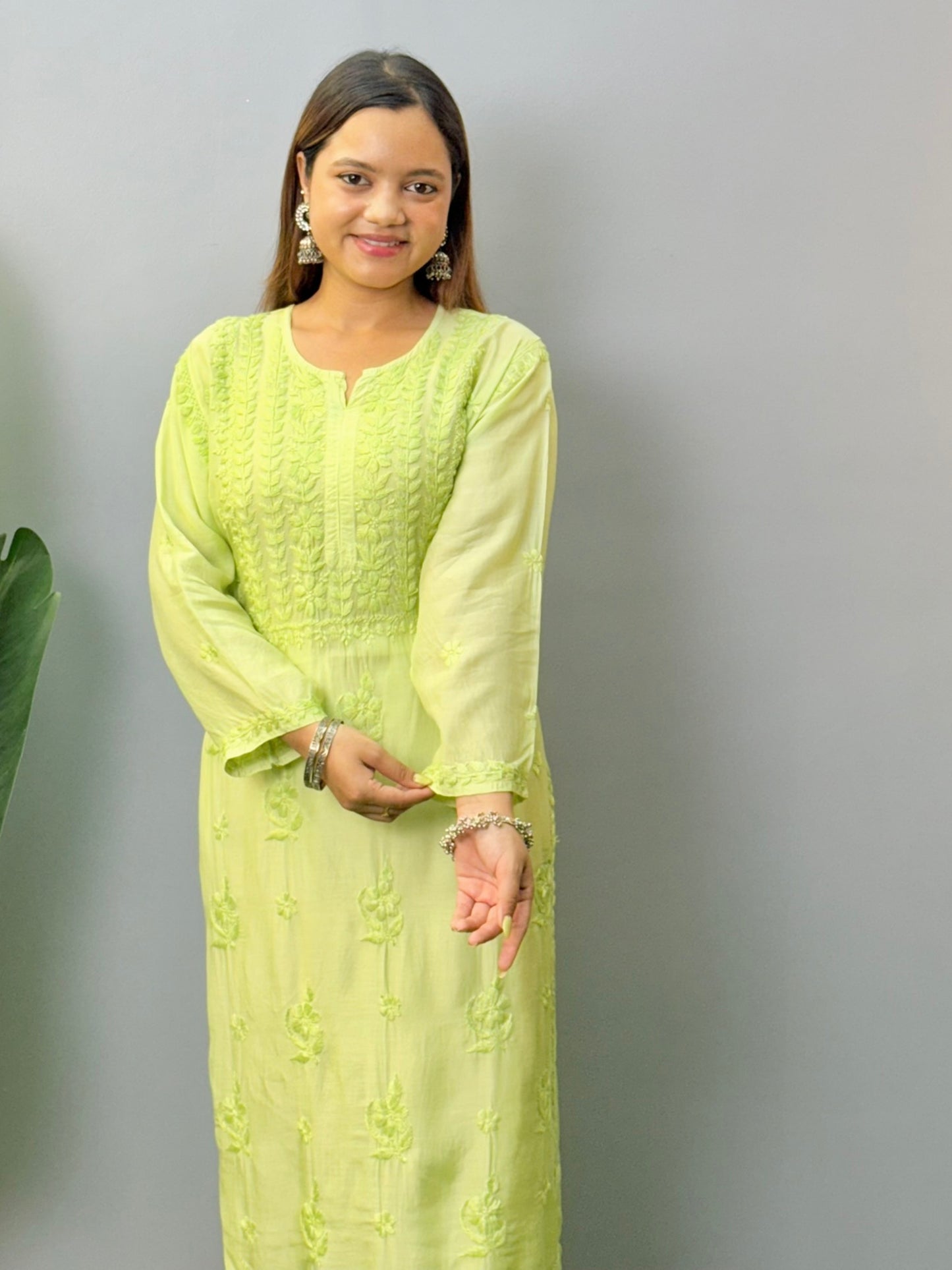 Lime green muslin Lucknow Chikankari kurta with hand embroidery for women