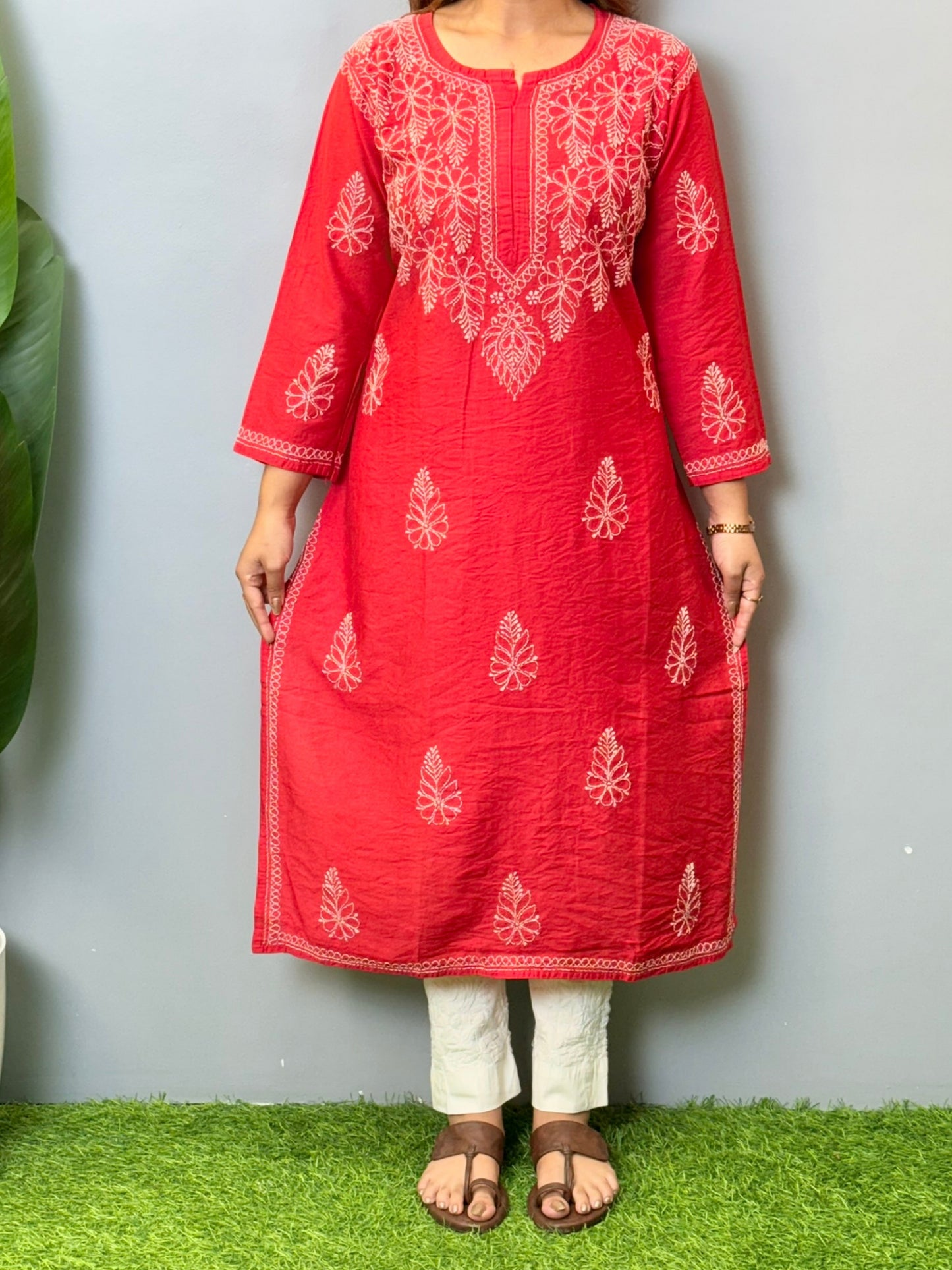 Red chanderi chikankari kurta with bakhiya hand embroidery