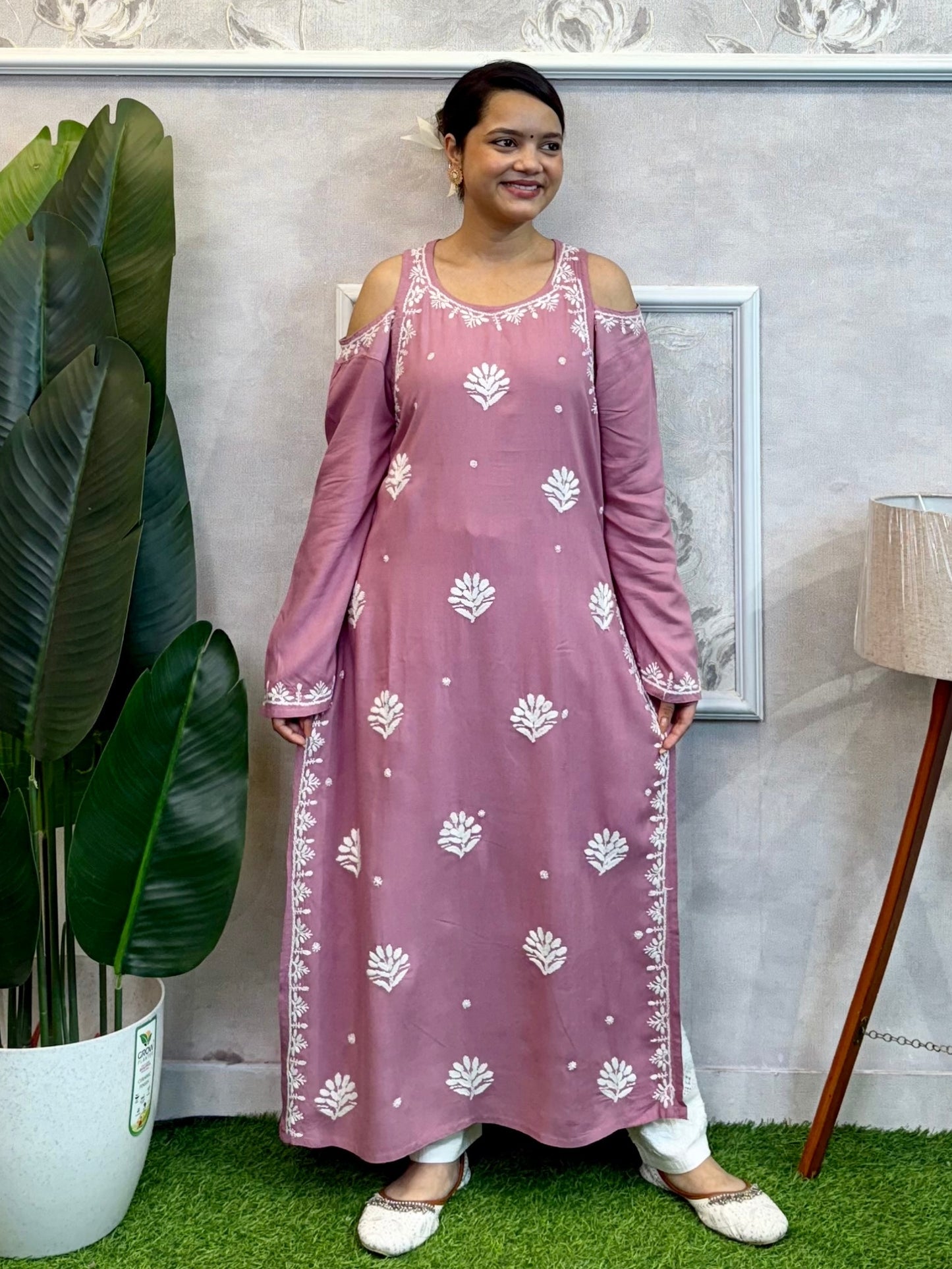Mauve rayon shoulder cut Lucknow Chikankari kurta with hand embroidery – elegant and stylish
