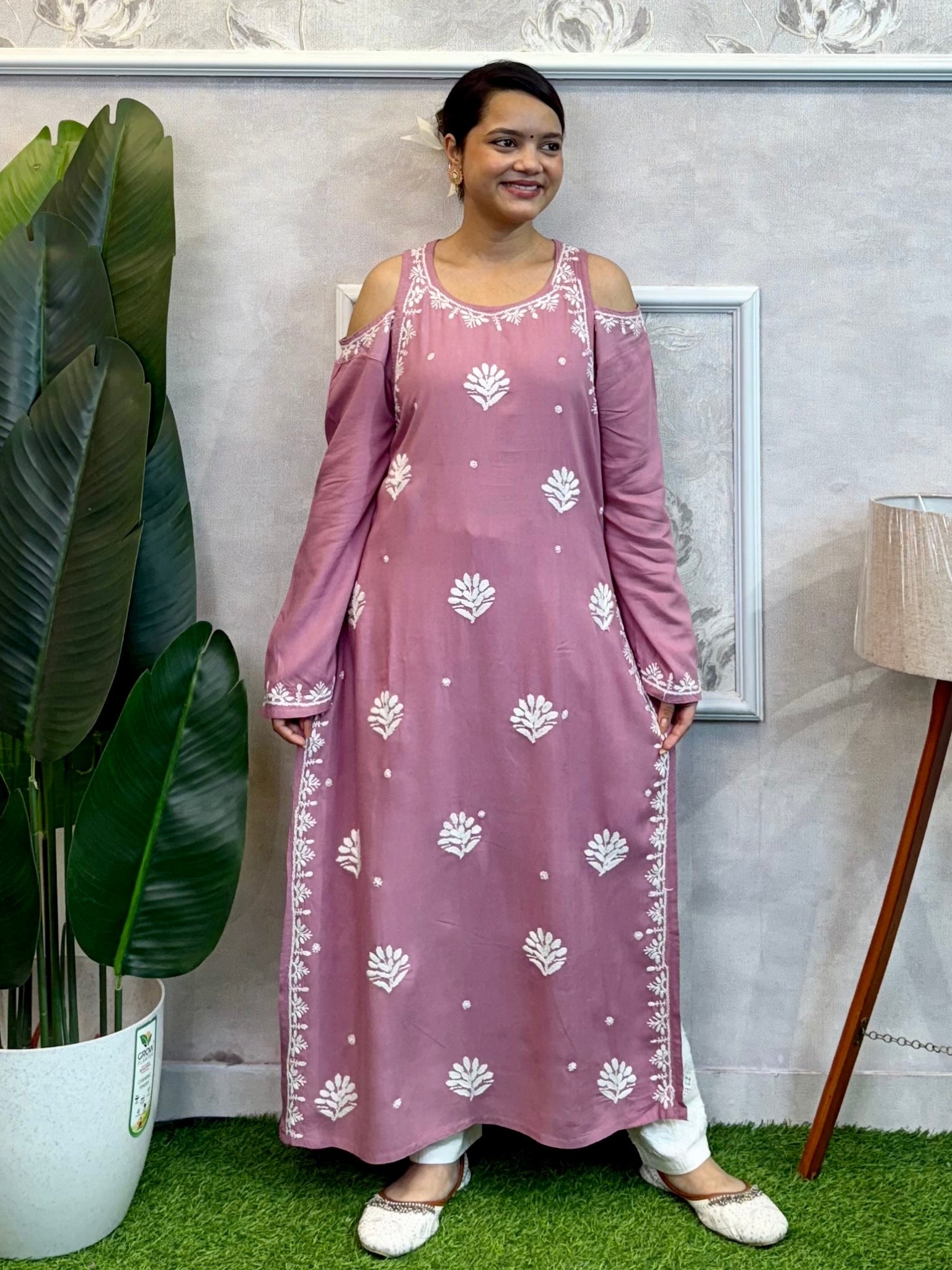Mauve rayon shoulder cut Lucknow Chikankari kurta with hand embroidery – elegant and stylish