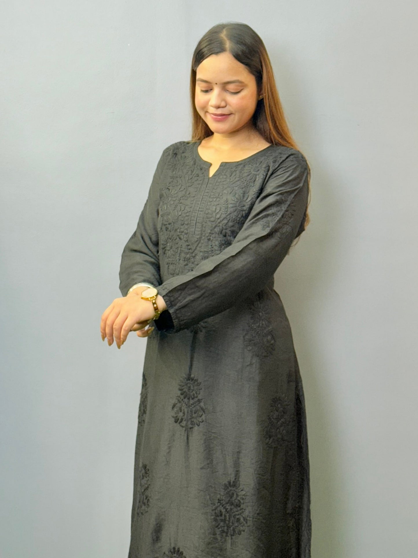 Black Chanderi Lucknowi chikankari kurta with tone-on-tone embroidery