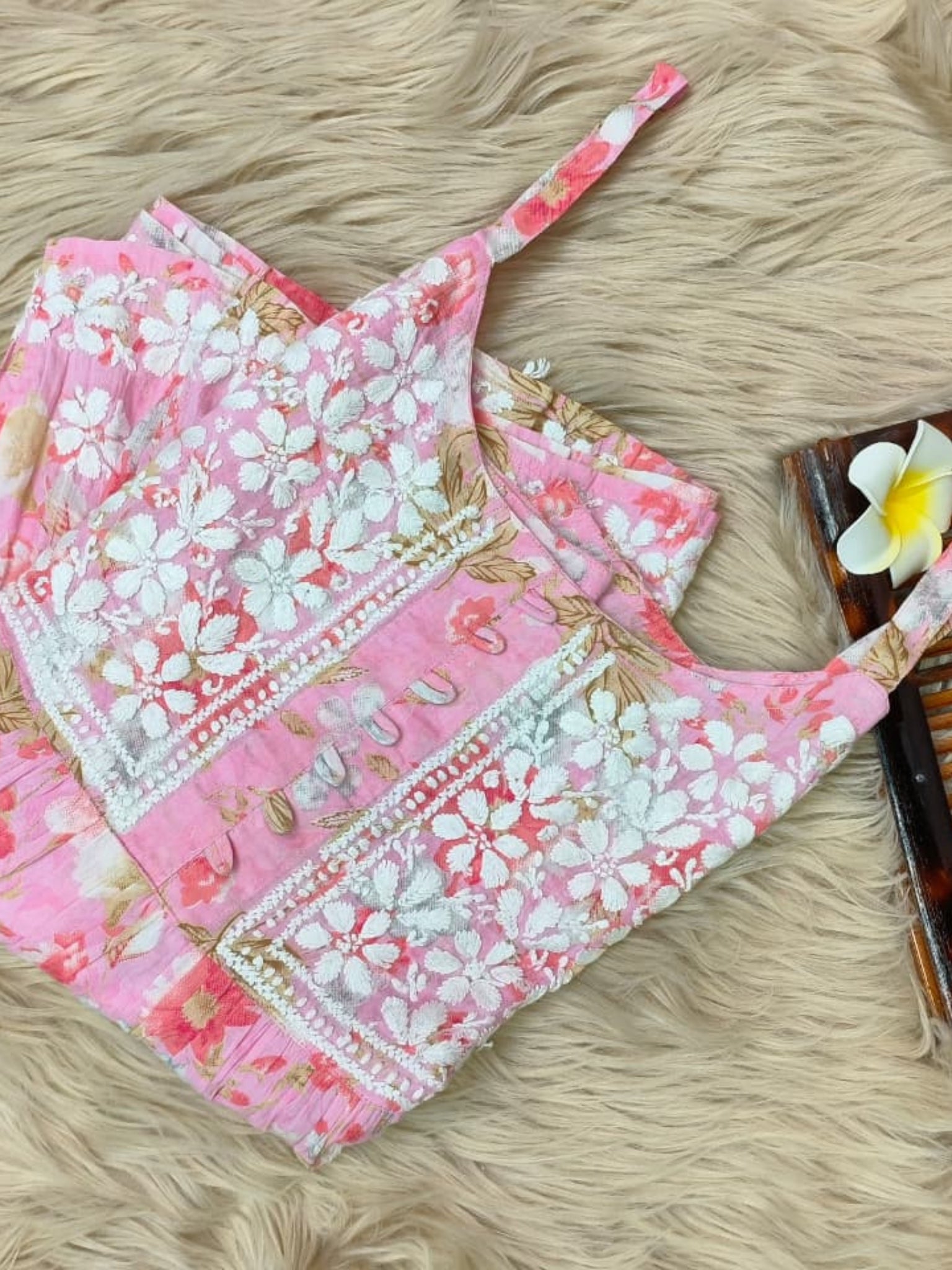 Pink floral sleeveless mulmul chikankari kurta with hand embroidery – casual wear