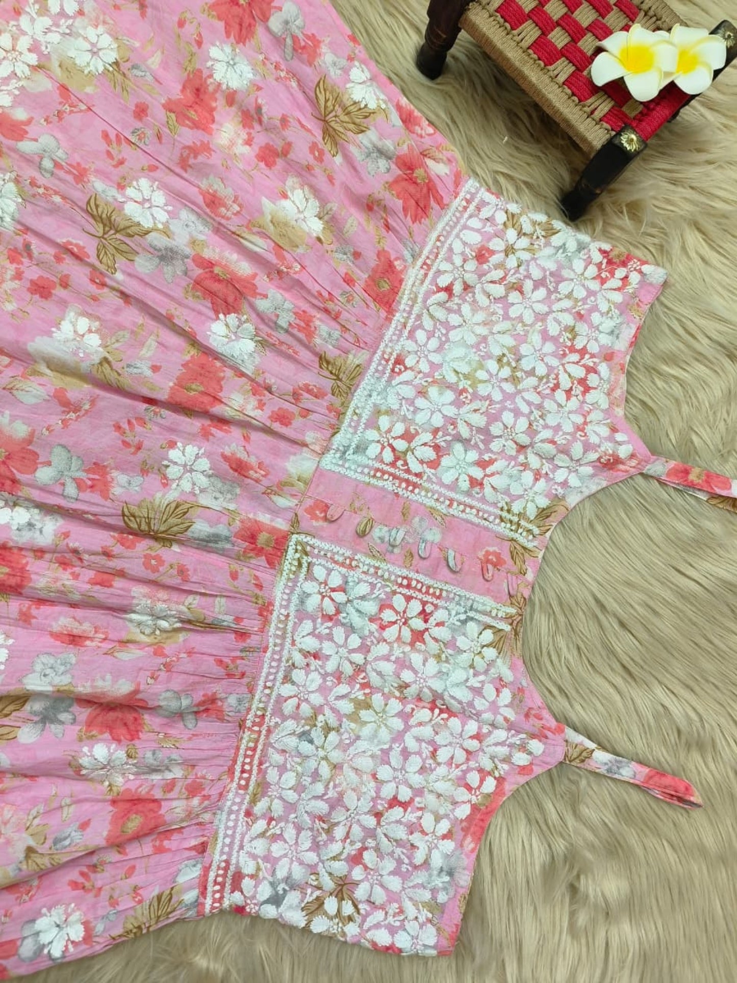 Pink floral sleeveless mulmul chikankari kurta with hand embroidery – casual wear