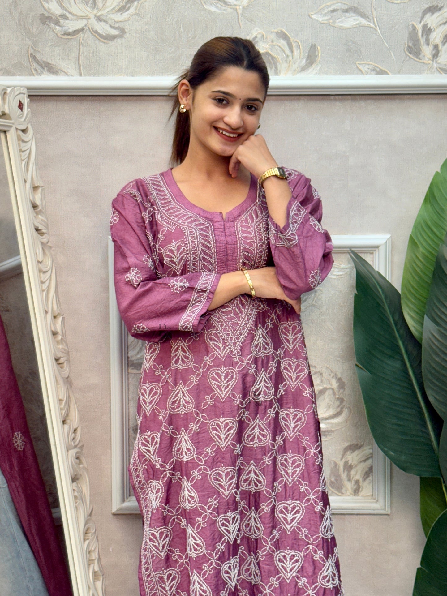 Mauve Chanderi Lucknow Chikankari kurta with delicate white hand embroidery.