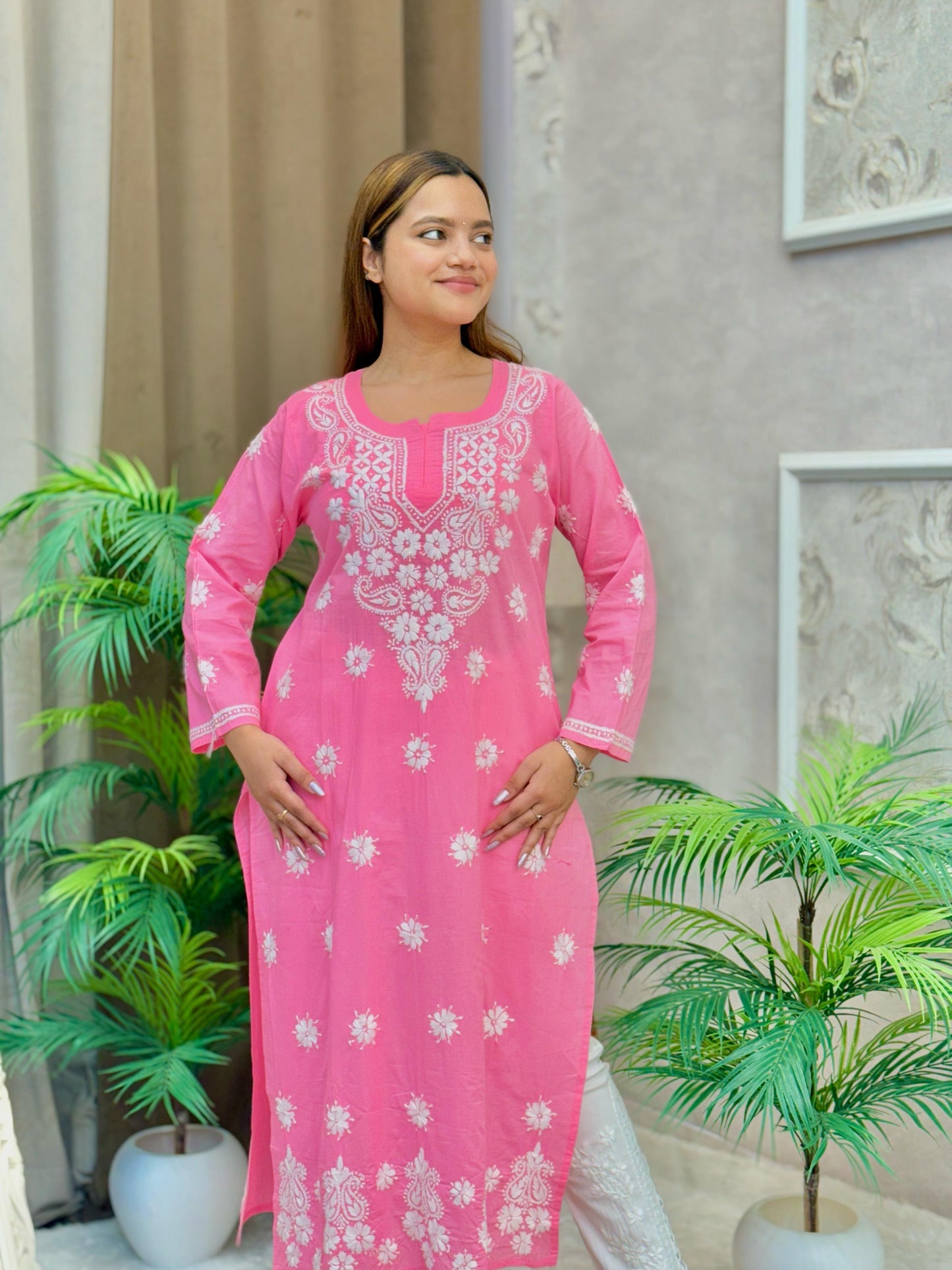Baby pink cotton Lucknow Chikankari kurta with white hand embroidery