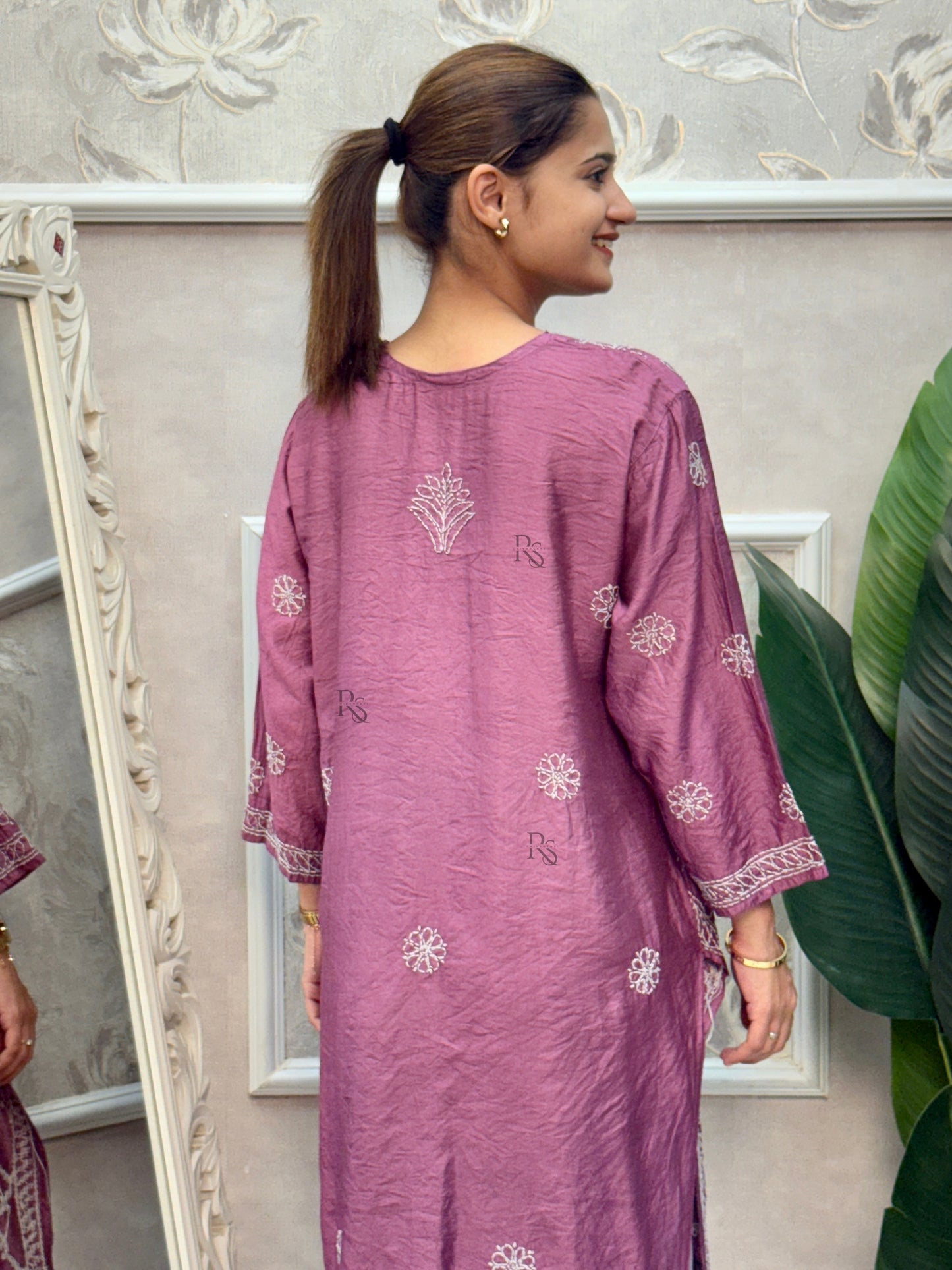 Mauve Chanderi Lucknow Chikankari kurta with delicate white hand embroidery.