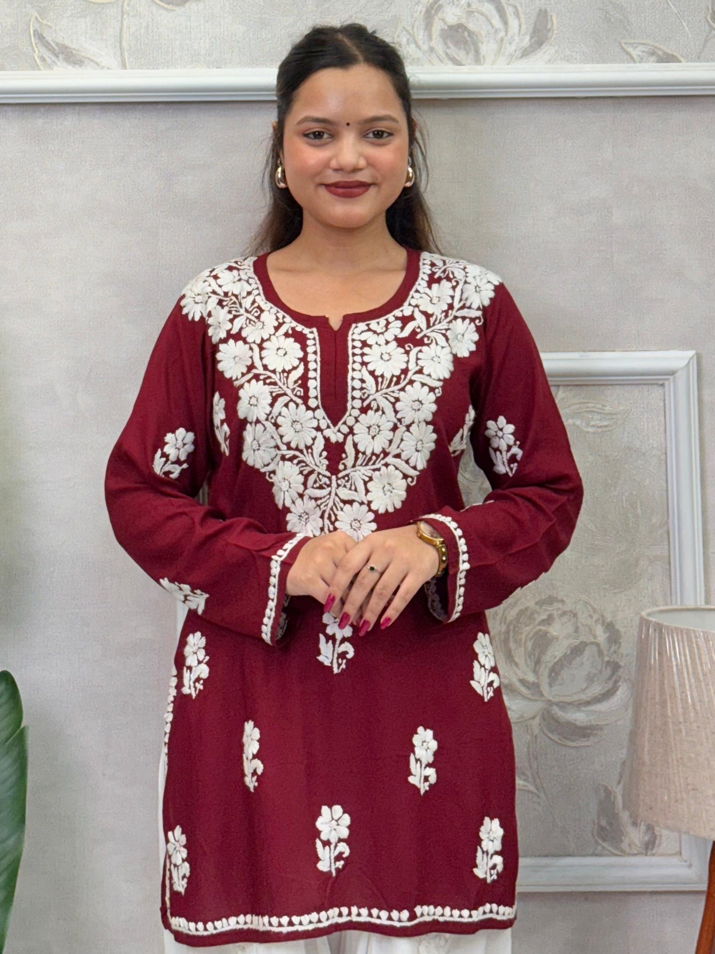 Maroon modal short kurta with white hand-embroidered Lucknow Chikankari floral motifs – R S Chikankari