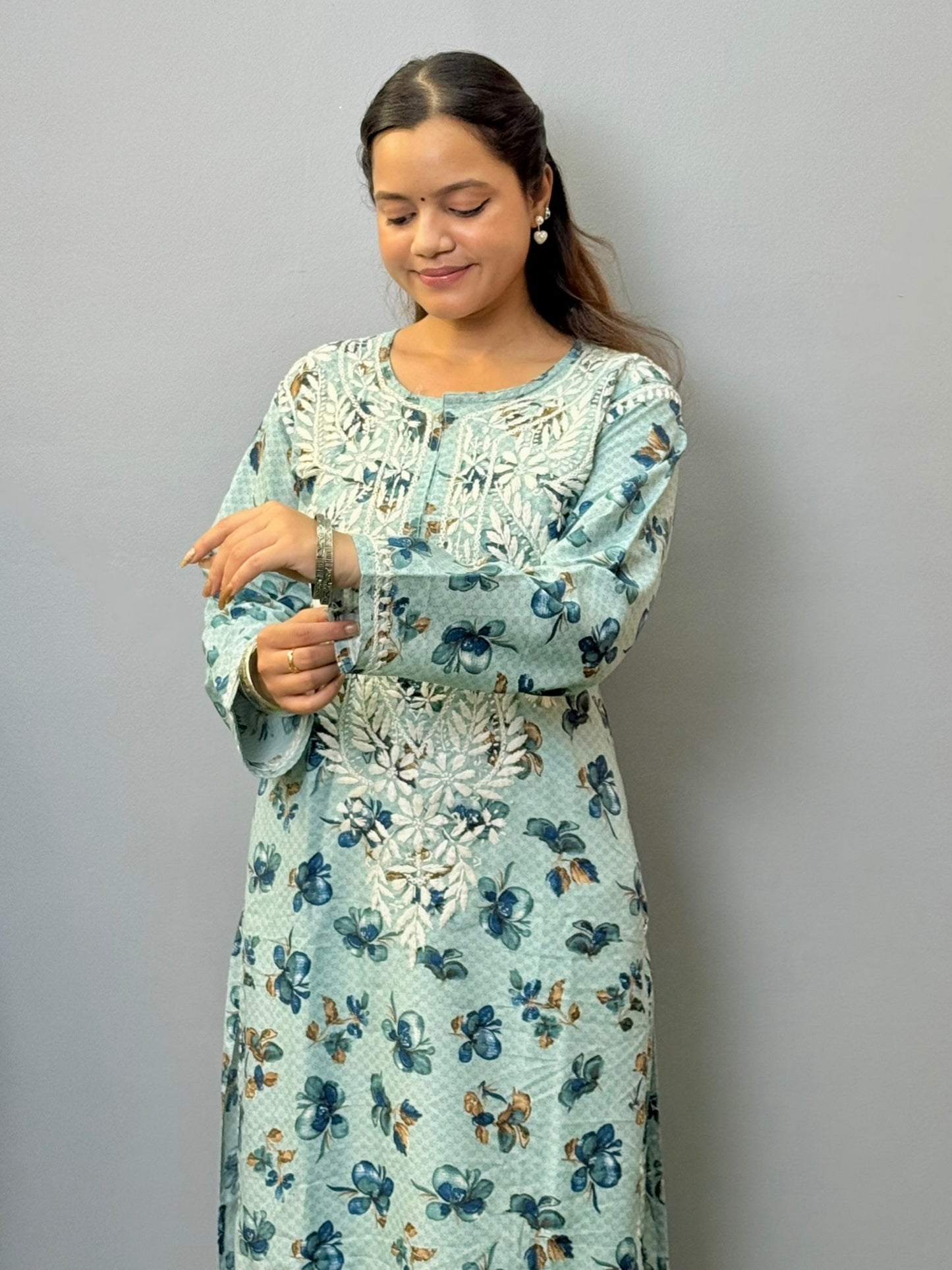 Printed blue rayon chikankari kurta with hand embroidery and floral motifs