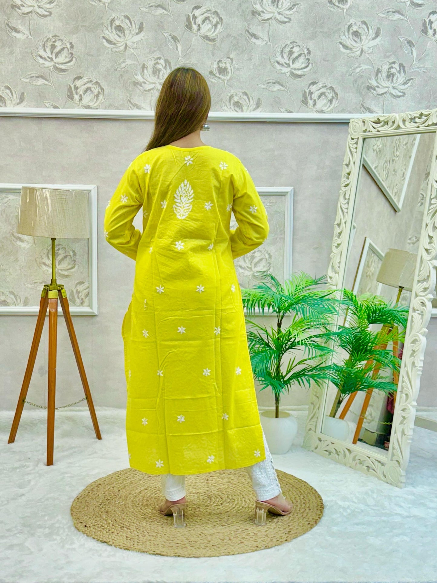 Yellow cotton Lucknow Chikankari kurta with white embroidery