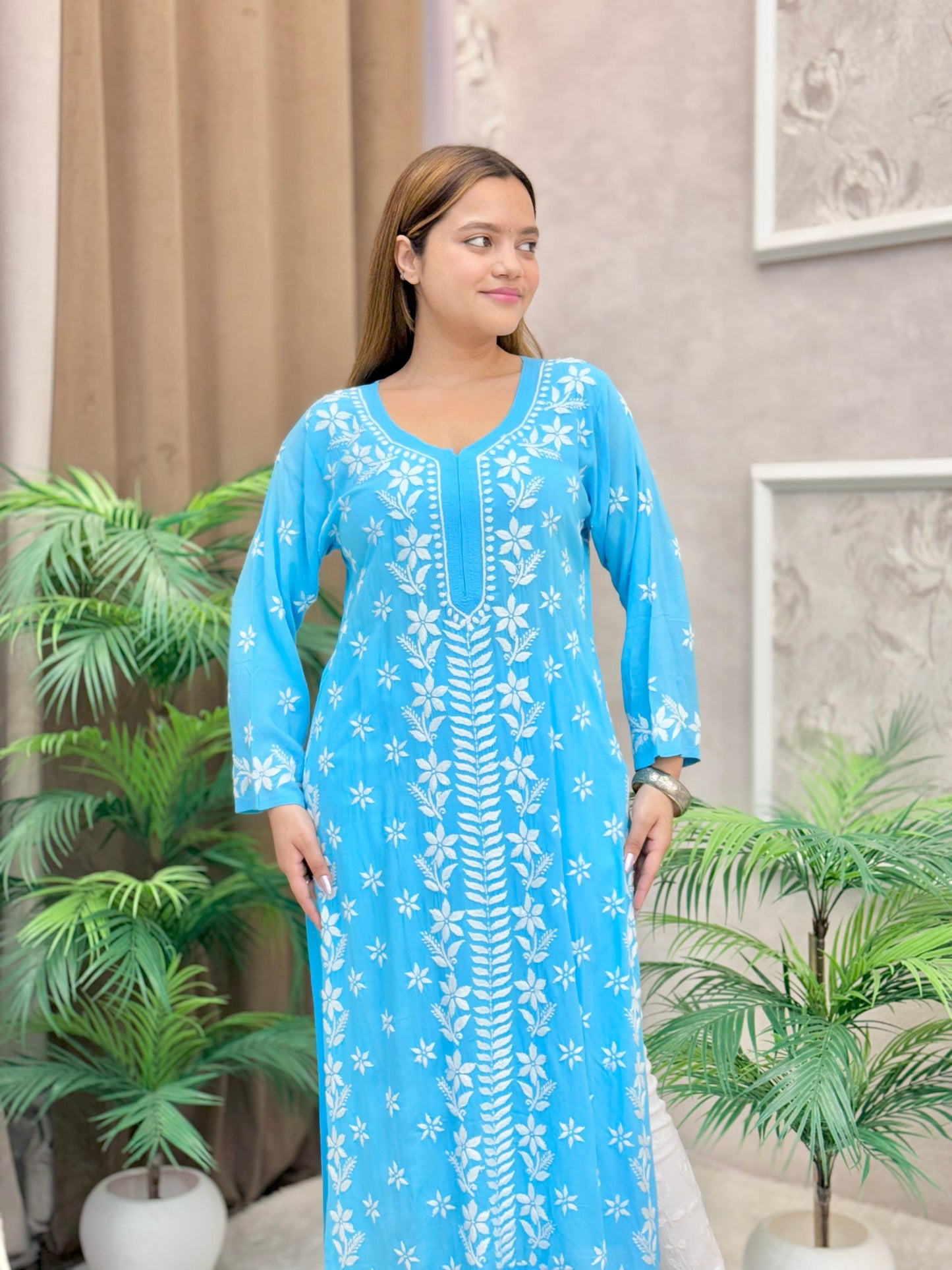 Sky blue modal Lucknow Chikankari kurta with floral hand embroidery
