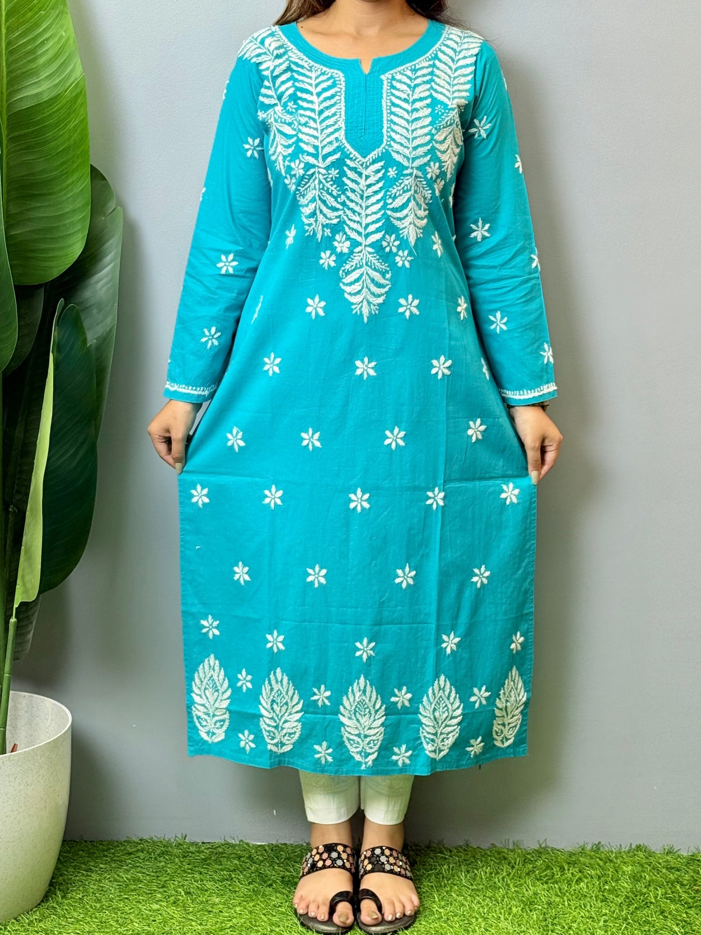 Turquoise blue cotton Lucknow Chikankari kurta with white hand embroidery