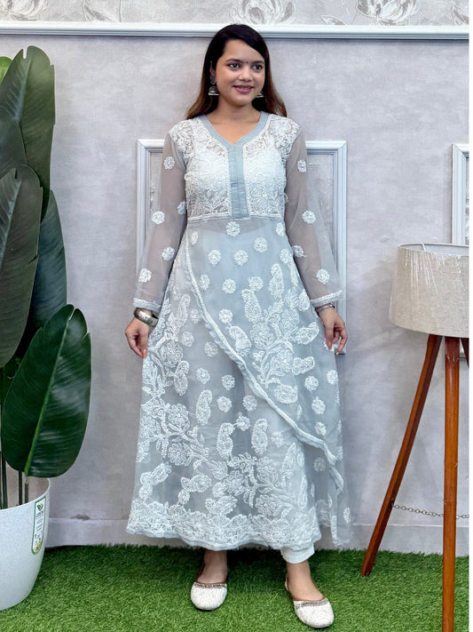 Transy grey Lucknow Chikankari georgette kurta with delicate hand embroidery