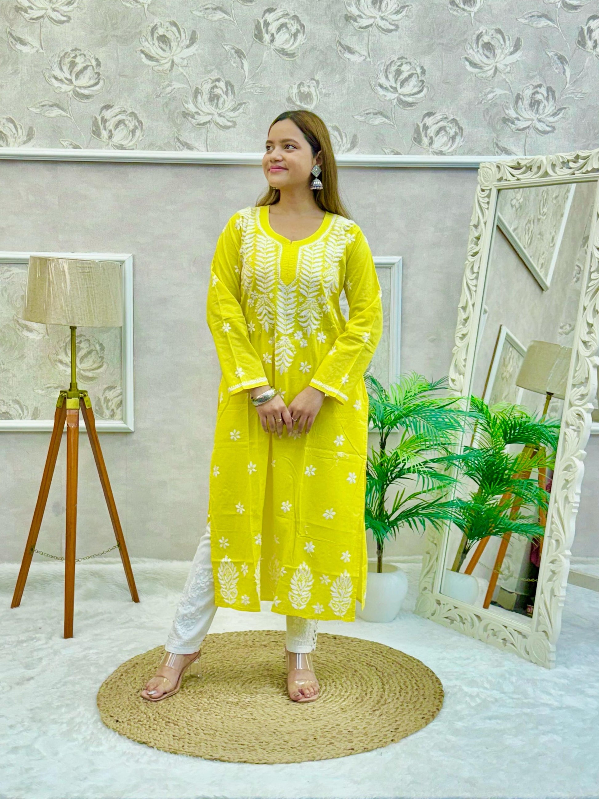 Yellow cotton Lucknow Chikankari kurta with white embroidery