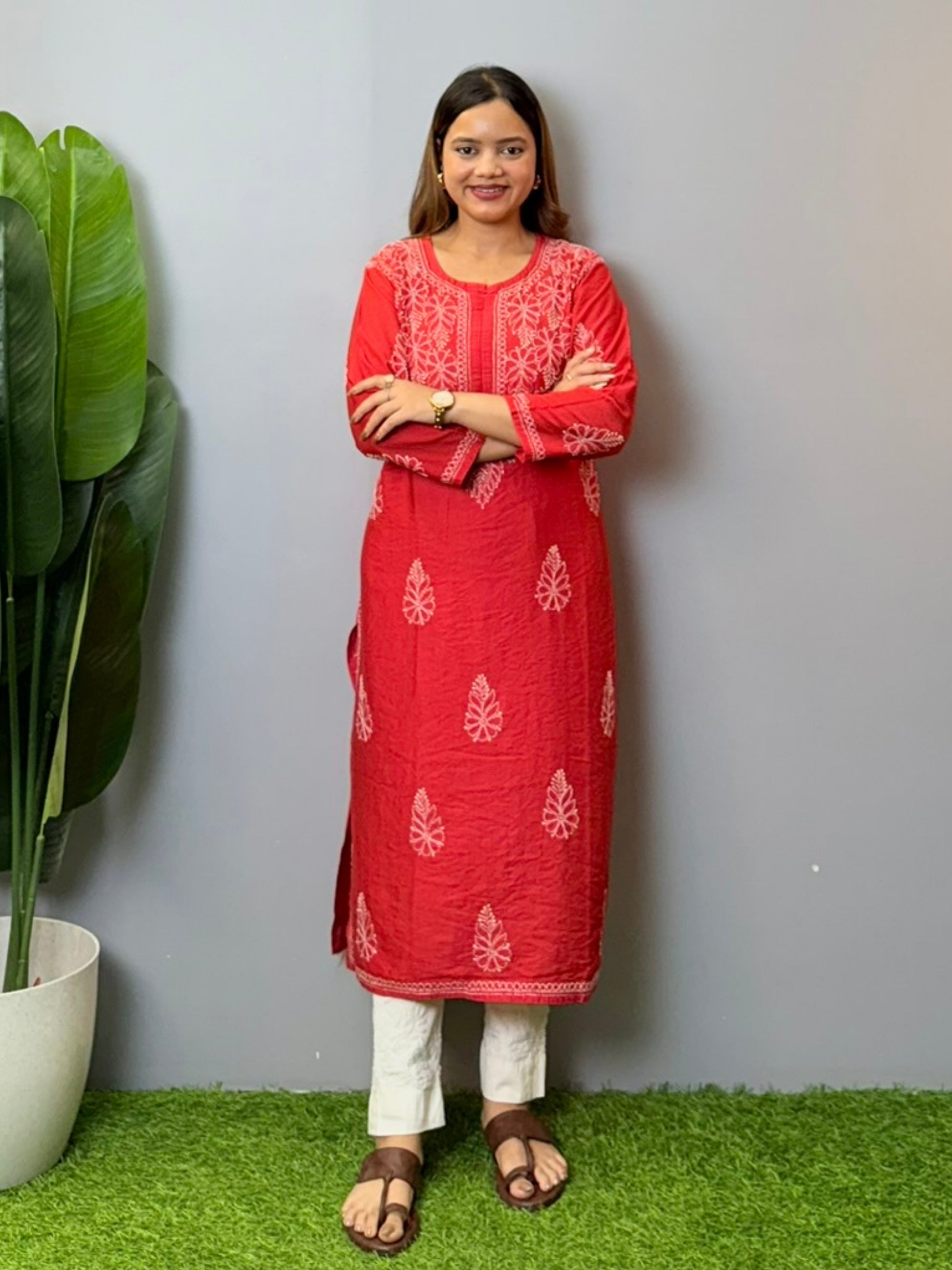 Red chanderi chikankari kurta with bakhiya hand embroidery