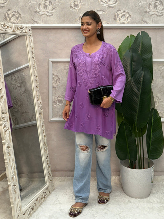 Lavender rayon Lucknow Chikankari short kurta with delicate hand embroidery.