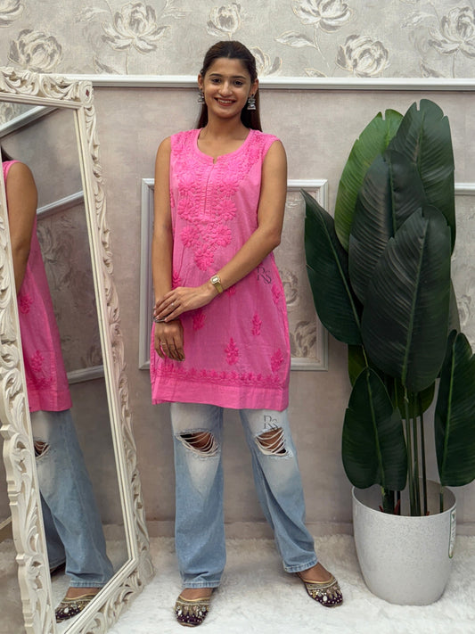 Pink ombre shade Lucknow Chikankari sleeveless short kurta in dobby cotton with hand embroidery.