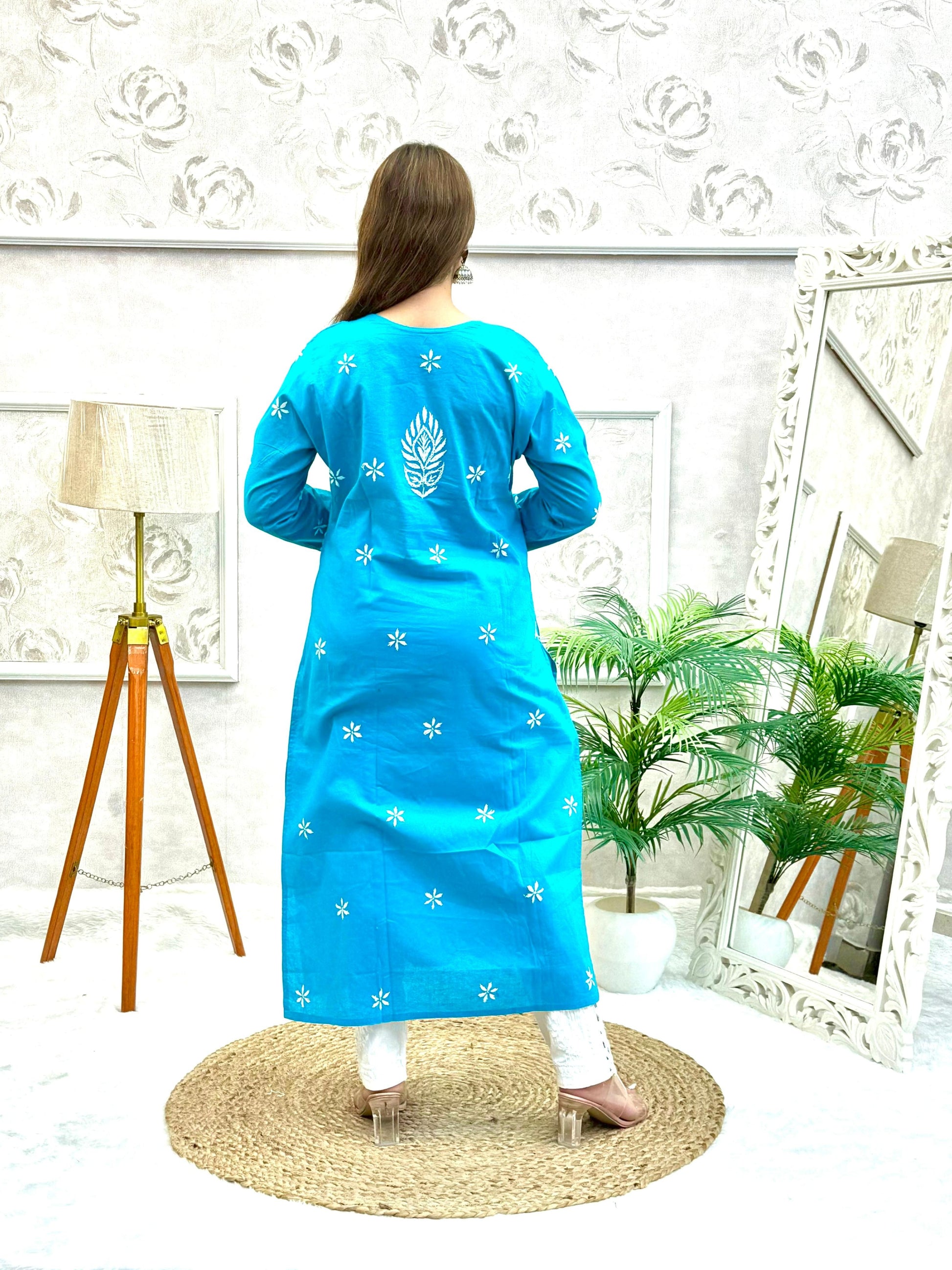 Sky blue cotton Lucknow Chikankari kurta with white thread embroidery