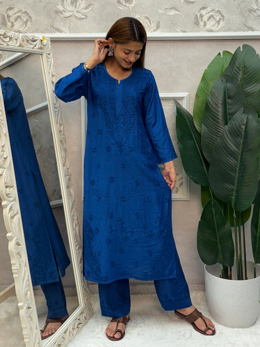 Deep blue Lucknow Chikankari chanderi kurta with intricate hand embroidery.