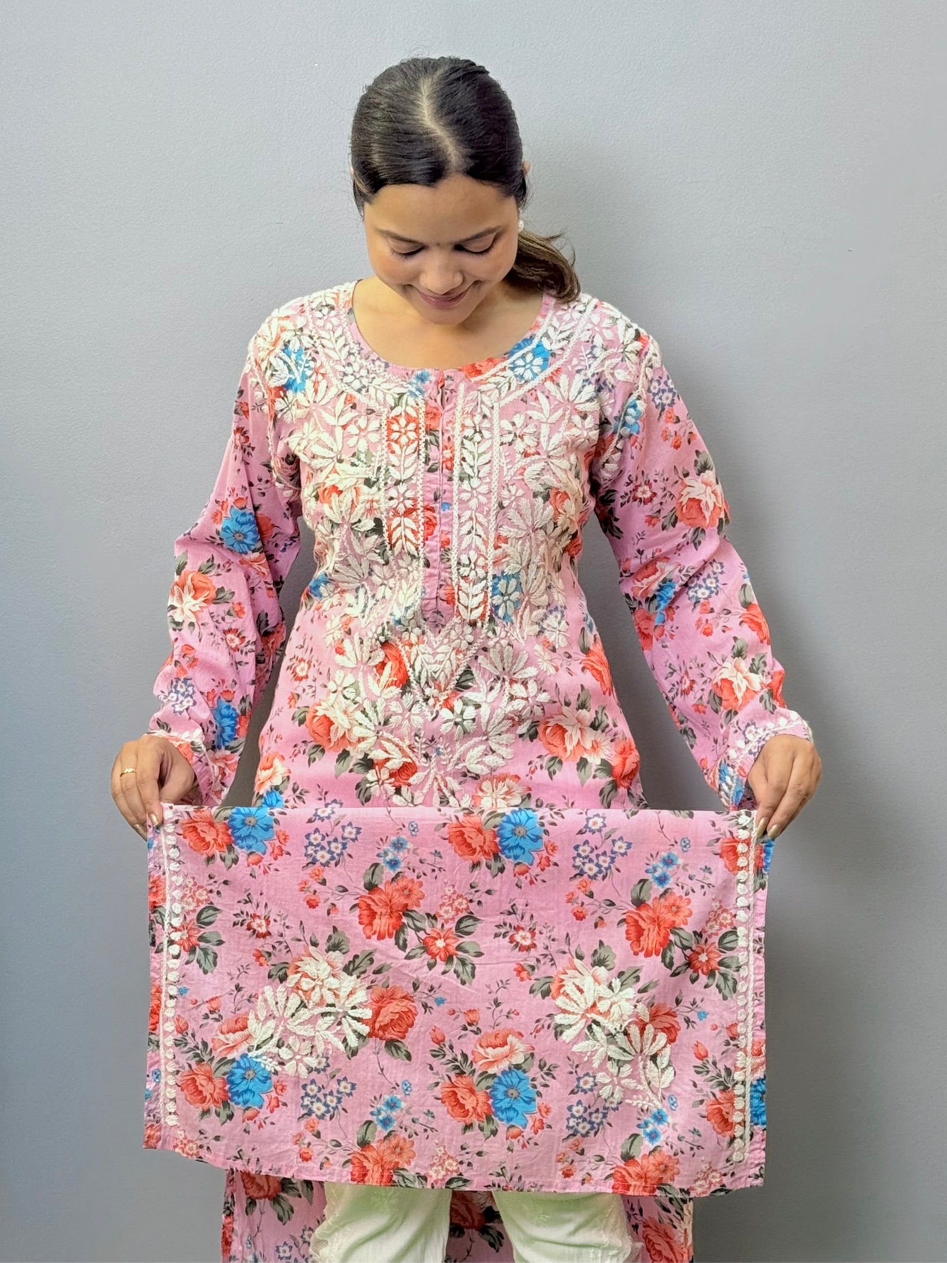 Printed pink mulmul kurta with floral design and white chikankari hand embroidery