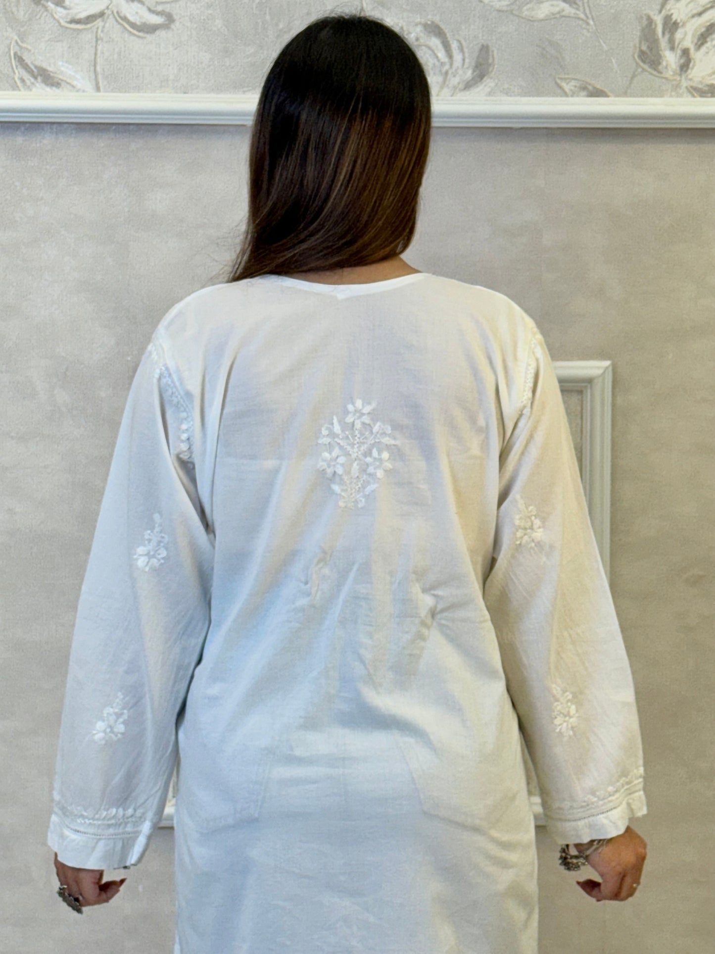 White mulmul short kurta with hand embroidery, dyable Lucknow Chikankari design