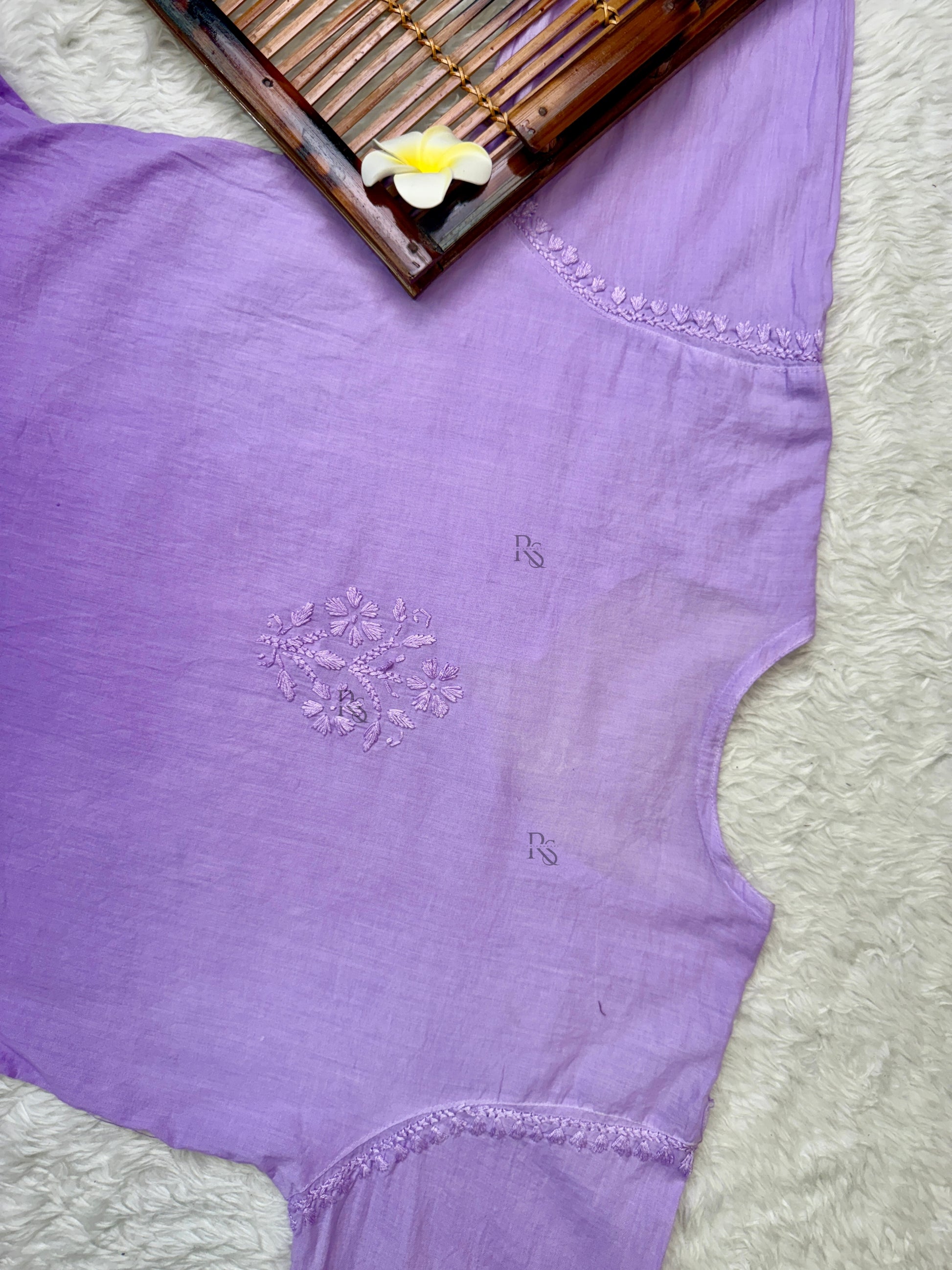 Lavender Lucknow chikankari cotton short kurta with hand embroidery and side pockets