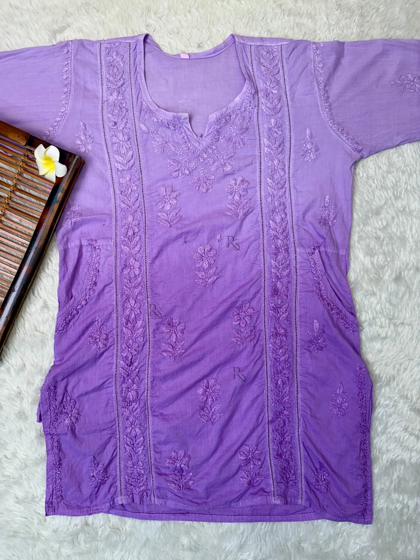 Lavender Lucknow chikankari cotton short kurta with hand embroidery and side pockets